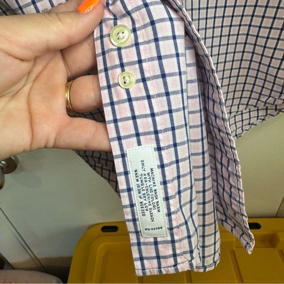 Brooks Brothers Button Down Dress Shirt. Large. Graph Check Light Pink and Navy. - Picture 4 of 7